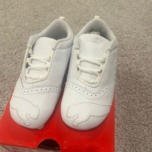 NEW Puma Kids White and Gray Sneakers